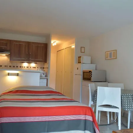 Cap D'agde, 1 Piece, 2 Personnes - Fr-1-249-356